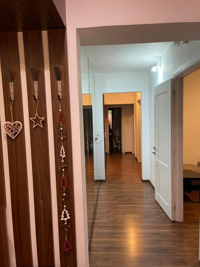 Majestic Luxury Apartment Close To Presidential Palace Boekarest Buitenkant foto